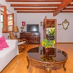 Three-bedroom In Casa de Férias *
