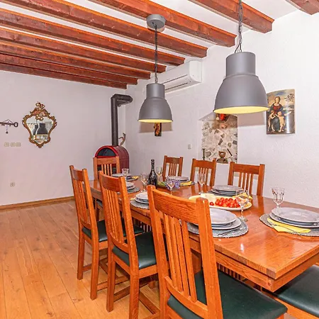 Holiday home Amazing In With Kitchen *