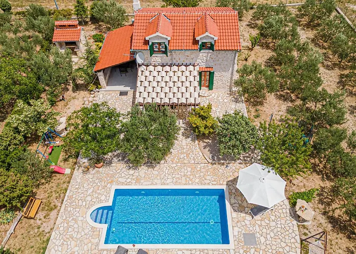 Three-bedroom In Ferienhaus